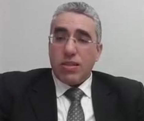  العمود الشهري للأستاذ:هل نعيش حقًا وطنية إدارية؟”